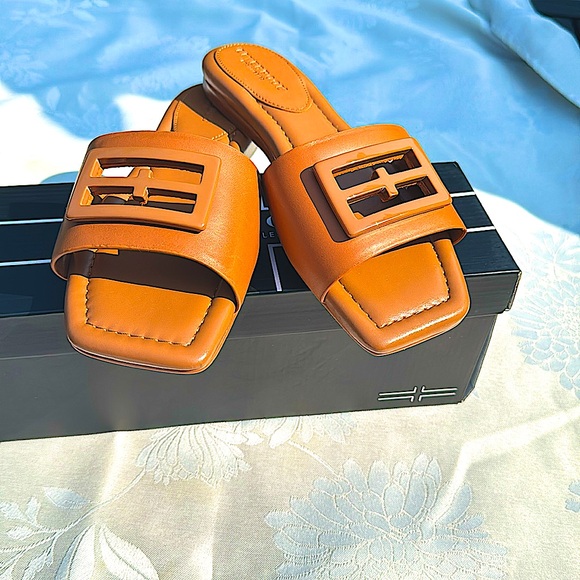 DUNBAR by LIVERPOOL LOS ANGELES. COLOR:LUGGAGE. 8.5&9.5 - Picture 5 of 10